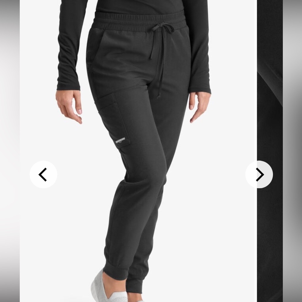 Skechers by Barco Theory Women's 4-Pocket STRETCH Cargo Jogger Scrub Pants